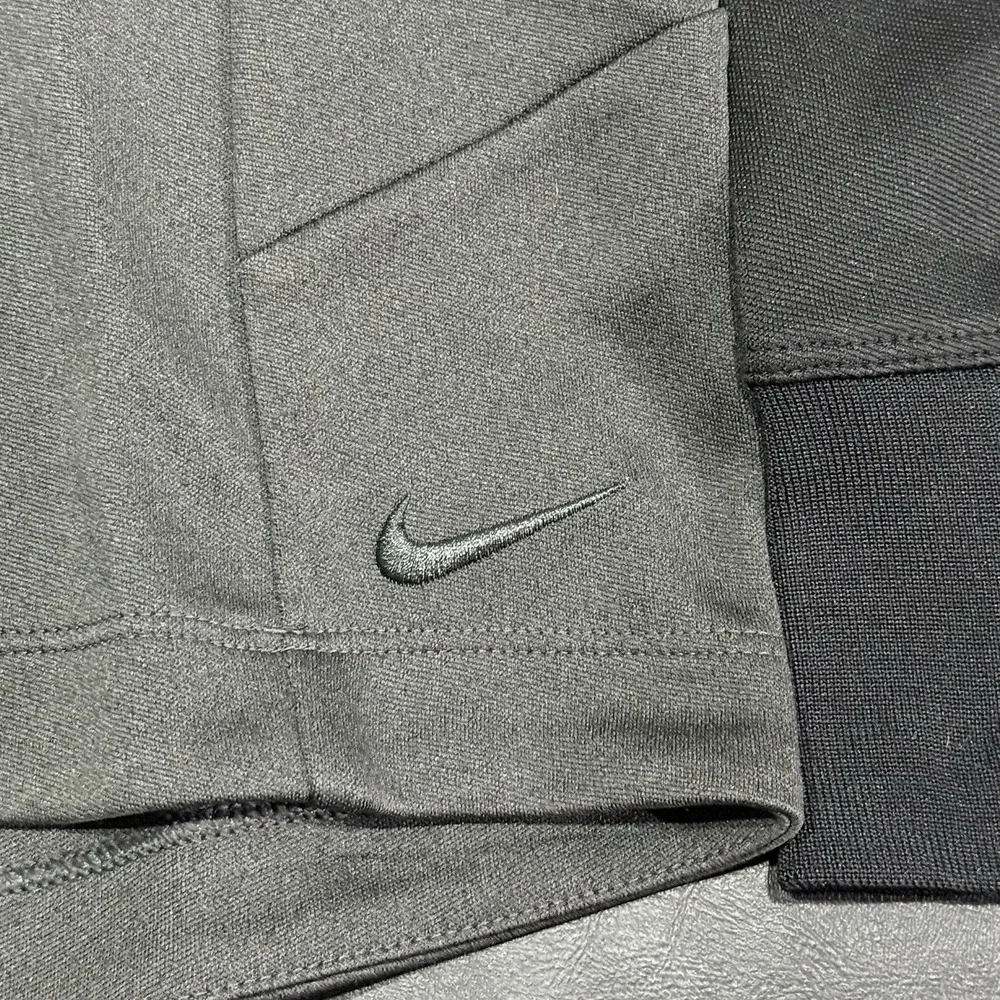 Nike Women's Golf Dri-FIT 1/4 Zip Pullover Gray Embroidered Logo Sz‎ Small NWT